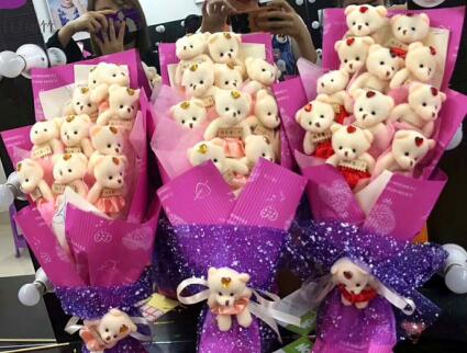 南寧插花學(xué)校分享：麗竹花藝氣球培訓(xùn)班開課啦