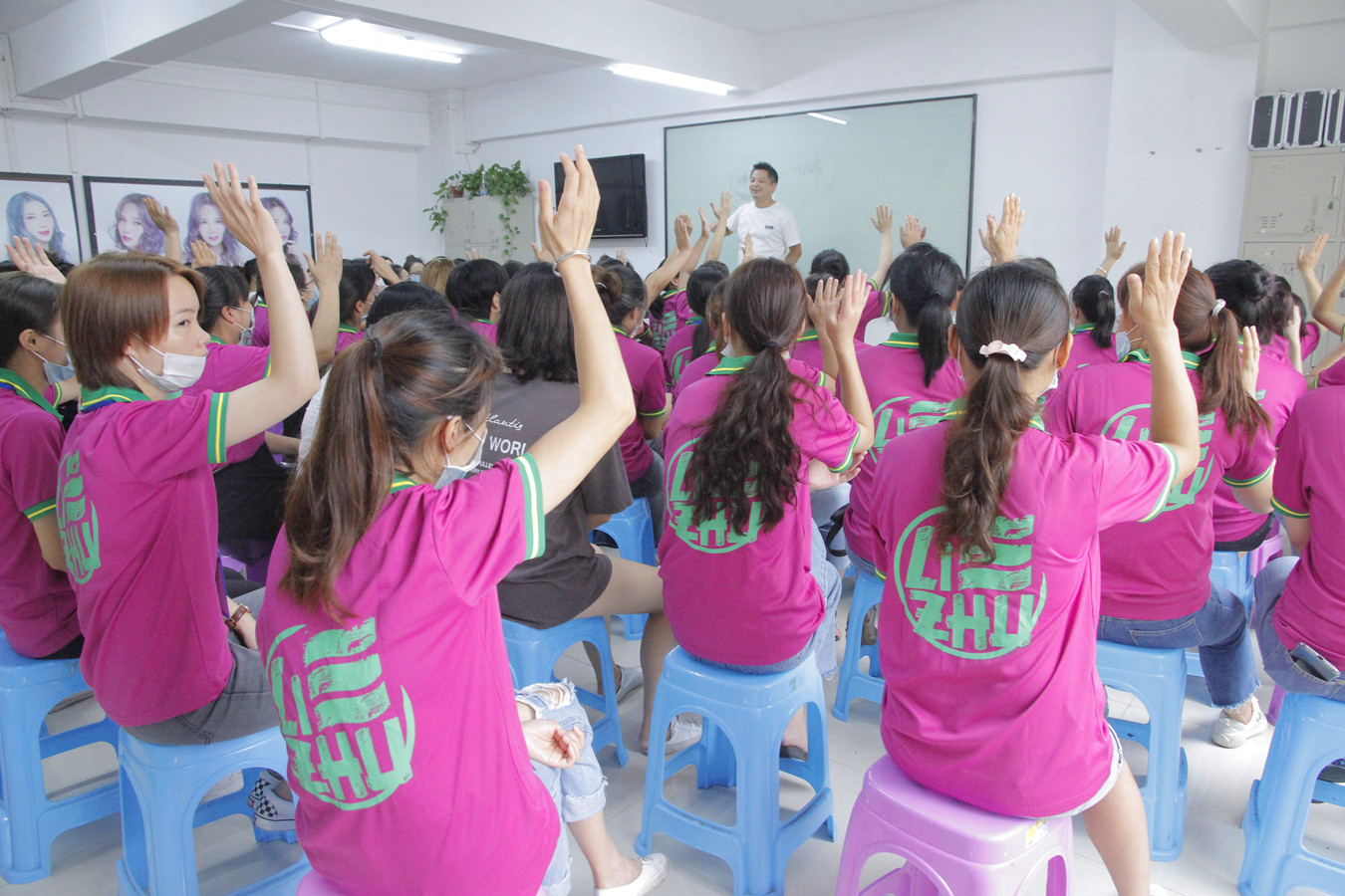 “就業(yè)難，難就業(yè)”這都不是問題