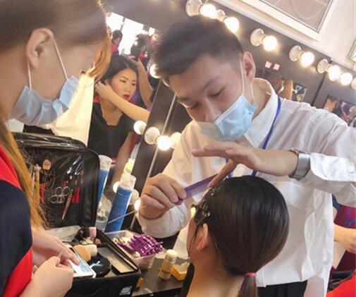 南寧化妝課堂：珍惜每一分每一秒