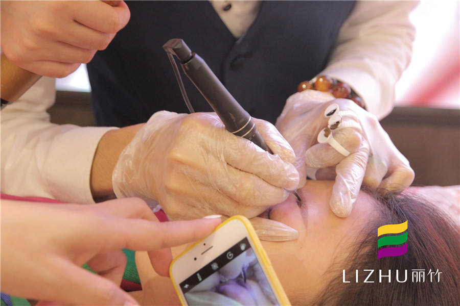 六種眉毛的紋繡操作方法，南寧紋繡培訓學校分享