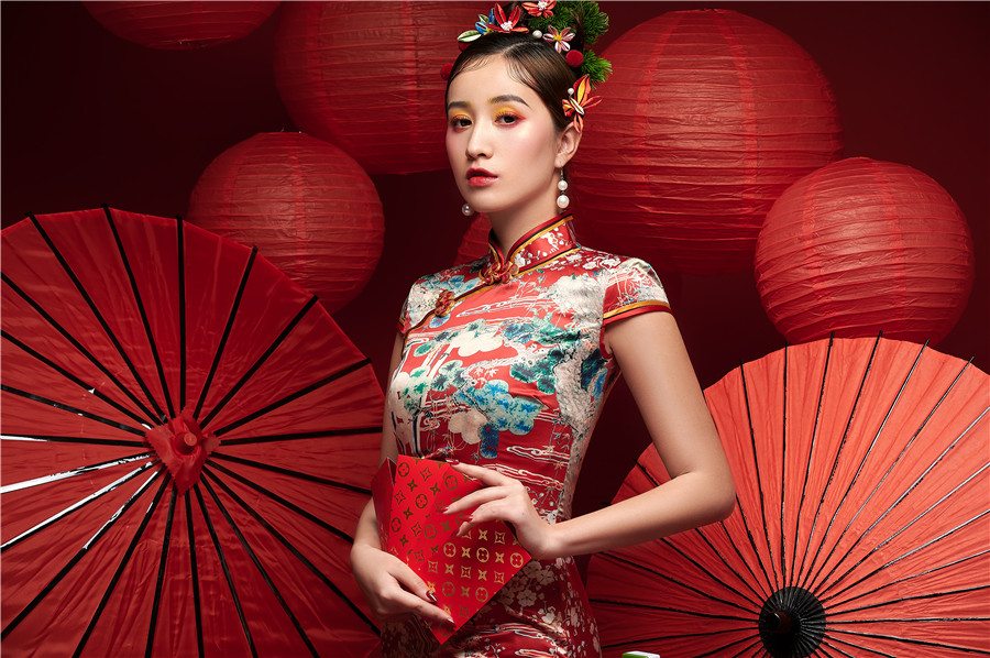 精致國風旗袍造型