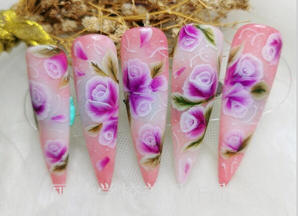 南寧美甲培訓：花朵彩繪美甲作品