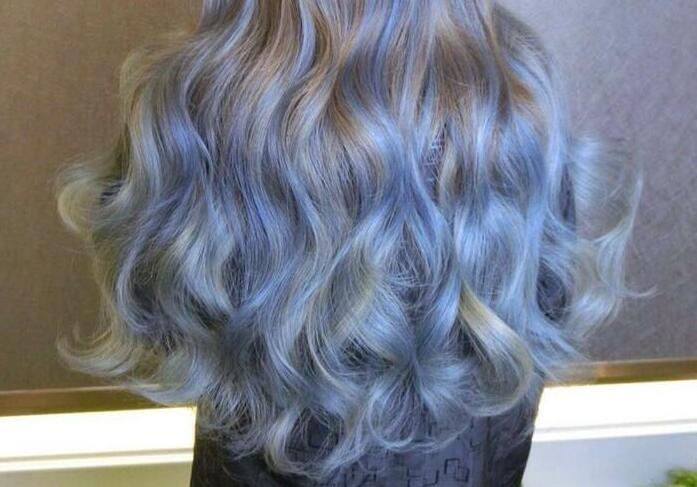 燙發(fā)后的護(hù)理技巧，南寧美發(fā)學(xué)校傾囊相授