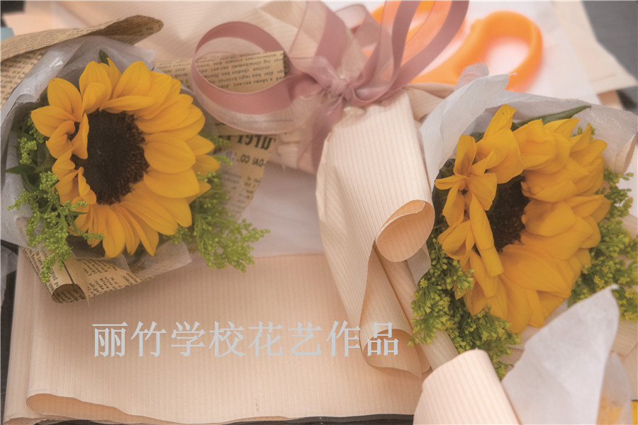 南寧花藝培訓(xùn)機(jī)構(gòu)排行榜：9個花朵布置的要點