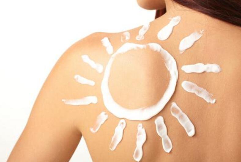 這樣涂才是真“防曬”？快來和廣西美容學(xué)校學(xué)習(xí)