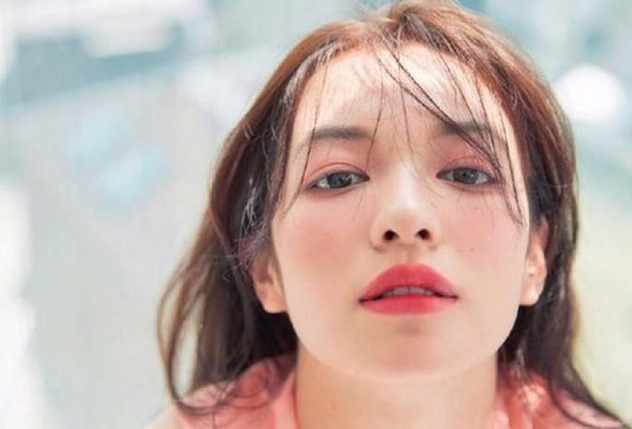 如何畫裸妝？快來南寧專業(yè)化妝學校學習