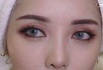 小眼睛適合哪些妝容？廣西化妝培訓(xùn)學(xué)校幫你答疑