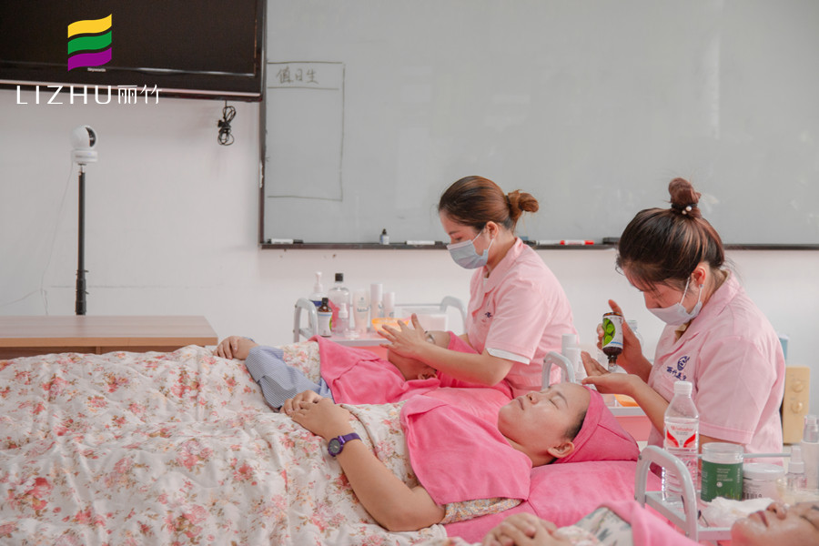 立秋養(yǎng)生注意事項，南寧學美容的學校分享