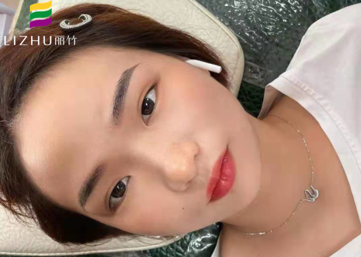 紋眉后眉毛會消失嗎？南寧正規(guī)紋繡培訓(xùn)來解答