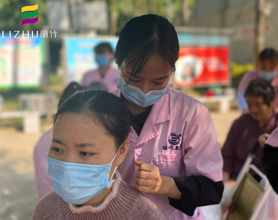 感謝學(xué)校！感謝老師！感謝同學(xué)---南寧美容學(xué)校學(xué)子感言