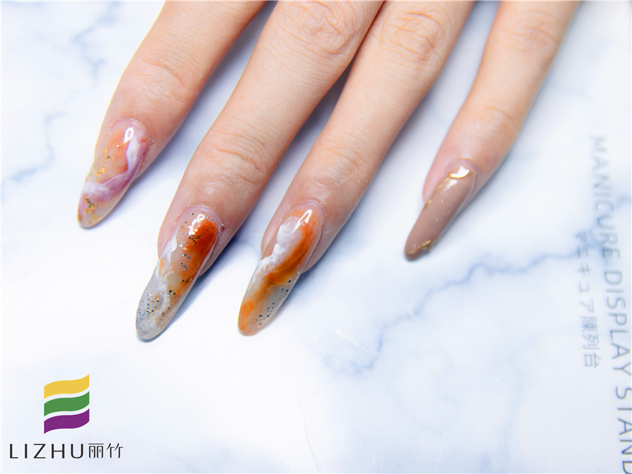 南寧美甲學校作品：早秋暈染美甲