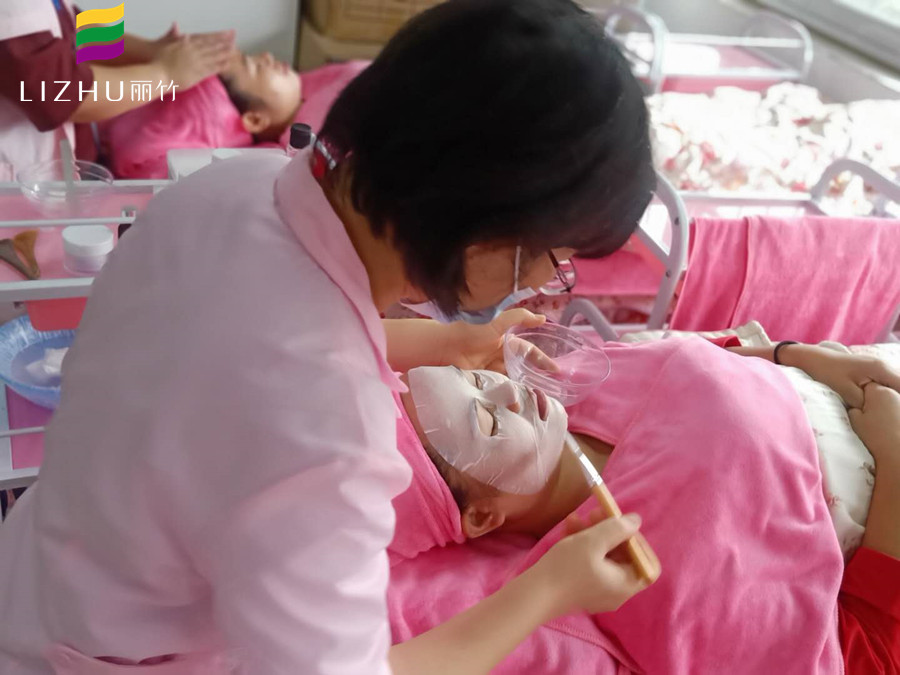 秋季皮膚如何補水？麗竹美容學校分享技巧