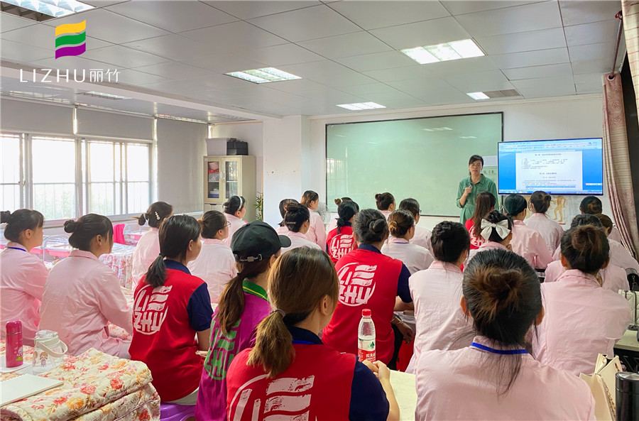 南寧美容培訓學校：桂林美業(yè)大賽培訓Day 1