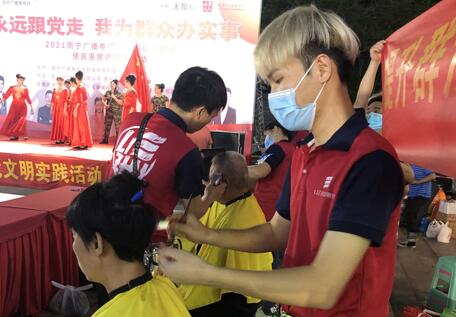 你合適剪短發(fā)嗎？廣西專業(yè)美發(fā)學(xué)校教你判斷