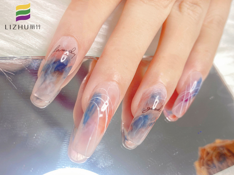 在家怎么做美甲？南寧學(xué)美甲的學(xué)校教你