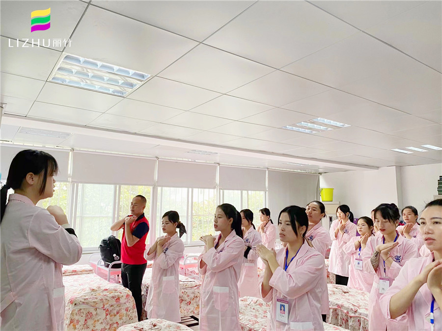 美容師鍛煉手操的方法，南寧美容課程分享