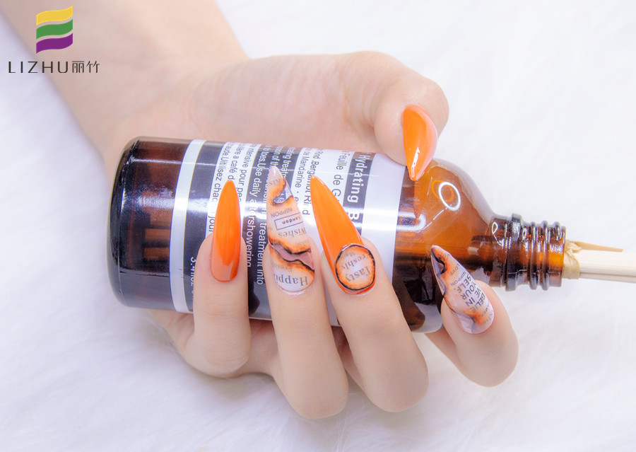 尖形指甲適合什么人？廣西美甲學校分享