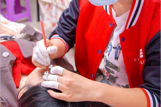 如何選擇紋繡色乳？南寧紋繡培訓學校手把手教你