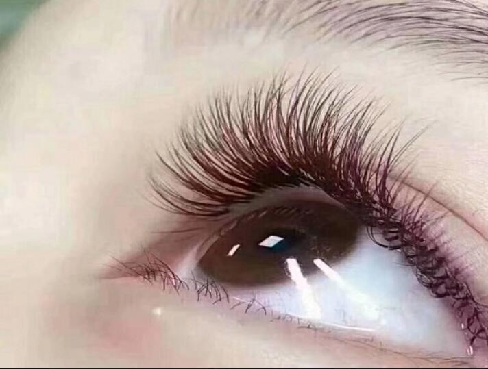 廣西美睫培訓學校：不同眼形嫁接睫毛的方法