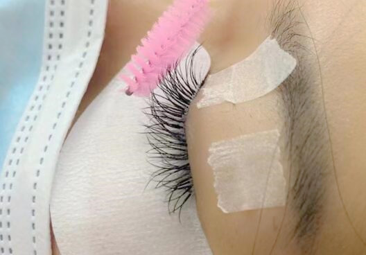 南寧哪里可以學(xué)美睫？南寧美睫學(xué)校哪家專業(yè)？