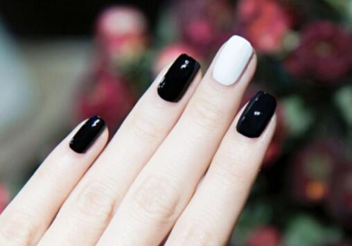 秋冬顯白顯手長(zhǎng)美甲，廣西美甲學(xué)習(xí)培訓(xùn)分享