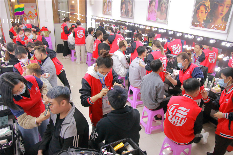 男士妝容的化妝技巧，南寧彩妝培訓(xùn)分享