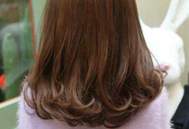 梨花頭怎么剪？廣西卷發(fā)培訓(xùn)分享