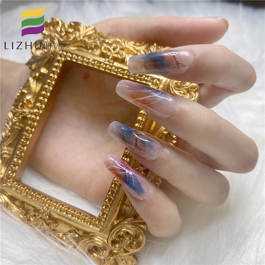 廣西哪里可以學(xué)日式美甲 ？日式美甲有什么特點(diǎn)