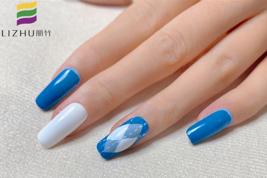 藍(lán)色格紋美甲，廣西美甲教學(xué)作品