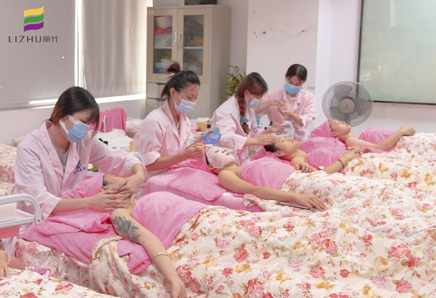 面部水療一周做幾次？廣西美容基礎(chǔ)教學(xué)內(nèi)容講解