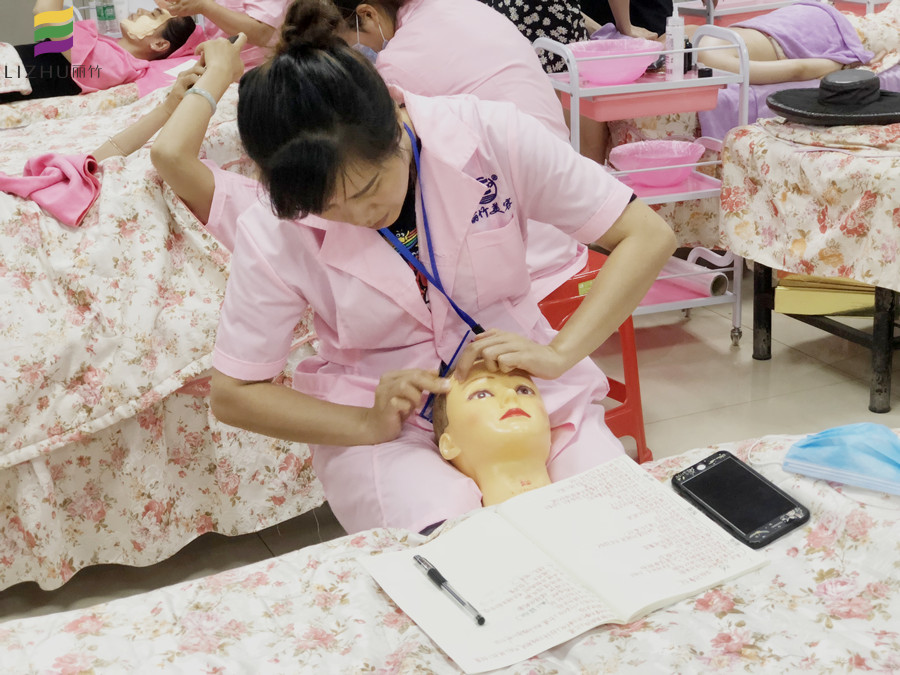 面部穴位認(rèn)識(shí) ，南寧美容基礎(chǔ)學(xué)習(xí)