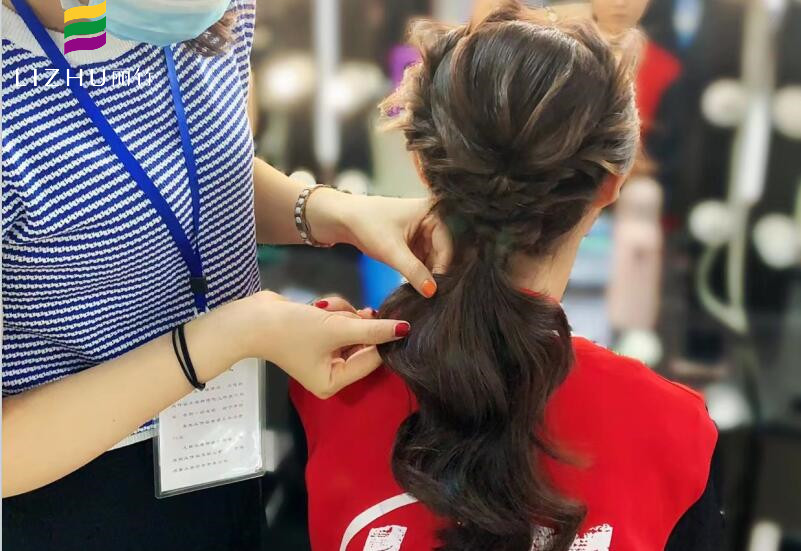 南寧學(xué)化妝盤發(fā)培訓(xùn)詳細(xì)課程分享