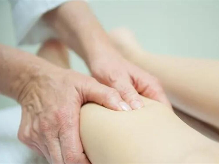 廣西專業(yè)美容培訓機構：為什么要做腿部保養(yǎng)？