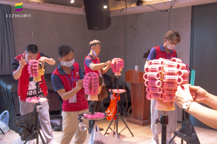 美發(fā)燙染師的考核標準，廣西專業(yè)正規(guī)美發(fā)學校總結好了