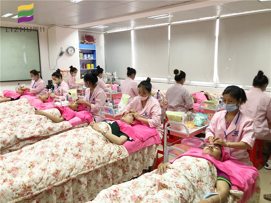 面部常用按摩穴位，南寧有資質(zhì)的美容學校告訴你