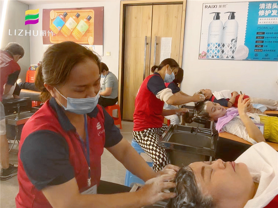 洗頭如何快速起泡？南寧美發(fā)洗護培訓(xùn)班教你技巧