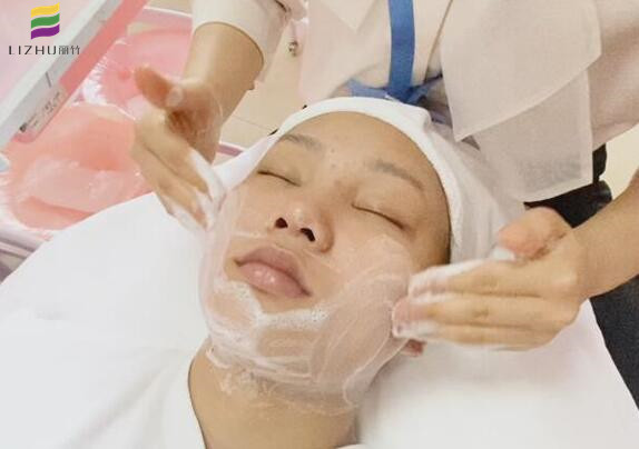 如何用洗面奶洗臉？廣西美容面部護(hù)理教學(xué)