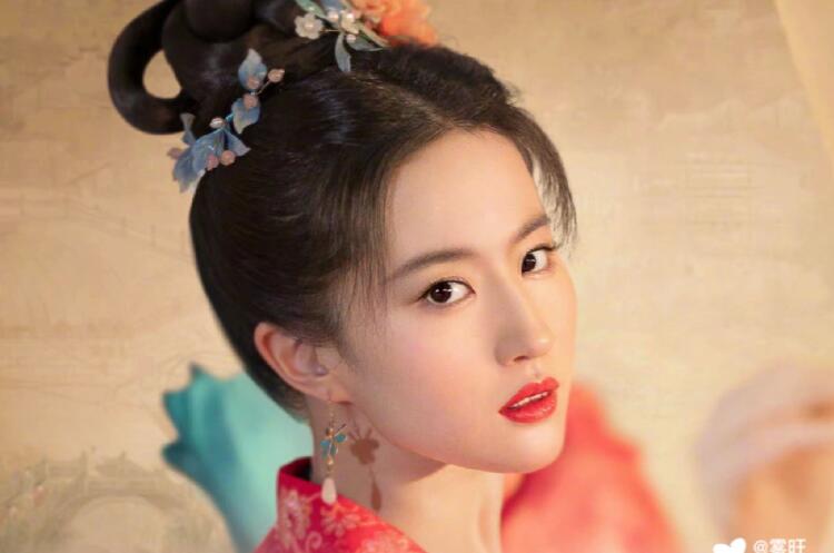 新中式國風(fēng)眼妝 ，廣西專業(yè)正規(guī)彩妝培訓(xùn)學(xué)校課程