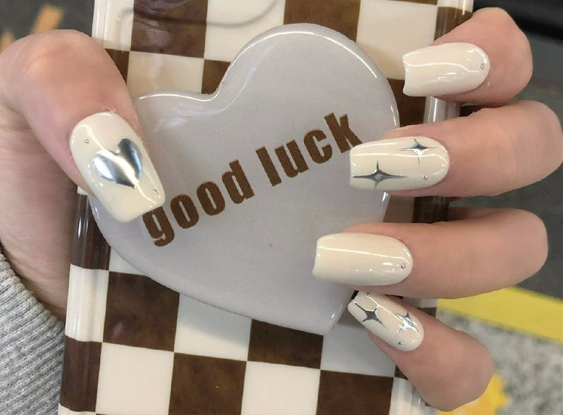 小情調(diào)春日美甲，廣西美甲培訓(xùn)機(jī)構(gòu)精彩推薦