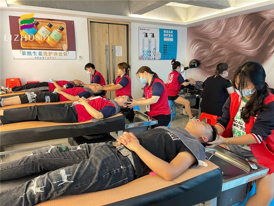 泰式洗頭（躺著洗頭）注意事項，廣西洗頭培訓(xùn)教你