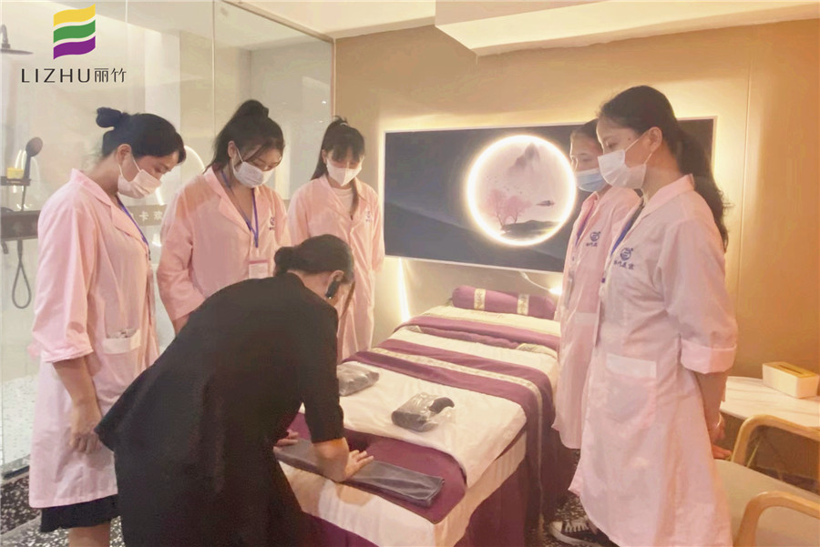 南寧美容學校就業(yè)實習，提前感受崗位技能及素養(yǎng)