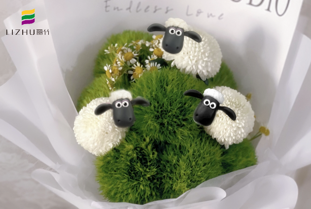 廣西鮮花培訓(xùn)班作品：韓式花束、卡通花束、月亮花束