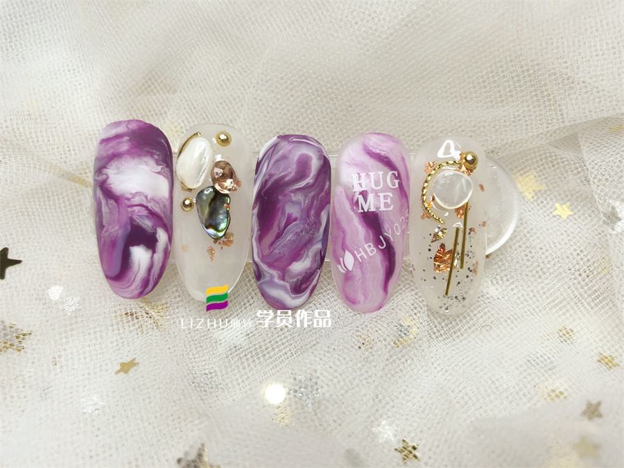 暈染美甲，麗竹專業(yè)美甲師學(xué)校學(xué)員作品