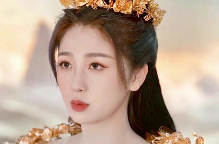 息山神女的眼妝教程，真的又仙又御