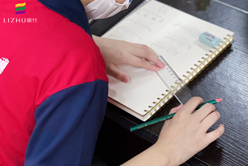 南寧化妝課堂：標(biāo)準(zhǔn)眉怎么畫？