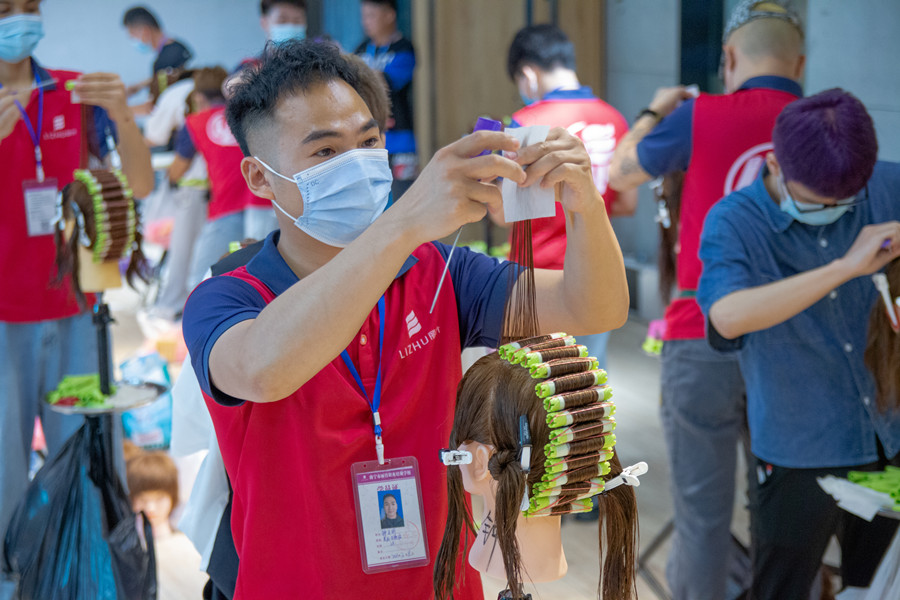 美發(fā)新手上杠，南寧燙染培訓(xùn)基礎(chǔ)