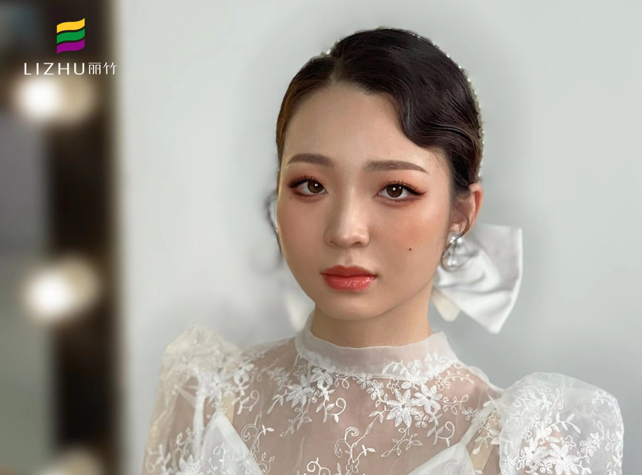 婉約韓式新娘 ，廣西專業(yè)化妝培訓(xùn)造型學(xué)校作品
