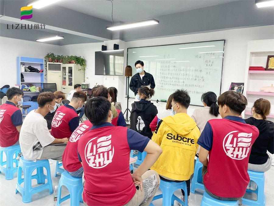 生姜洗頭的好處？南寧美發(fā)洗護(hù)學(xué)校理論講解