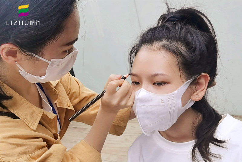 紋繡眉形設(shè)計的要素，南寧眉眼唇培訓(xùn)學(xué)校課程剖析