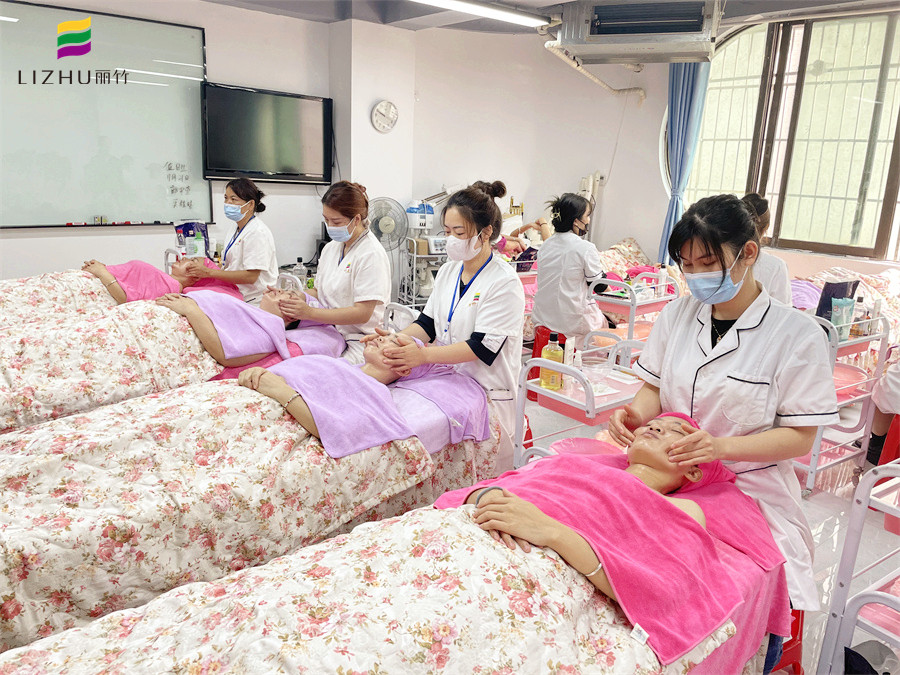 面部提升怎么做？廣西美容護(hù)膚學(xué)校告訴你